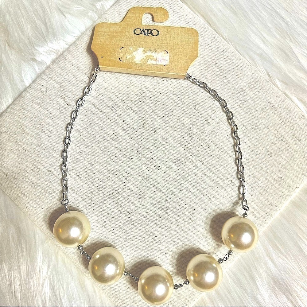 CATO Big Faux Pearl Necklace Ivory with a Silver Chain 20” with 3” Extender